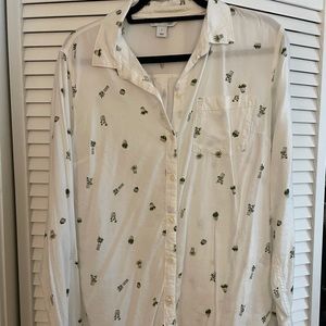 Soft button up with cute plants all over